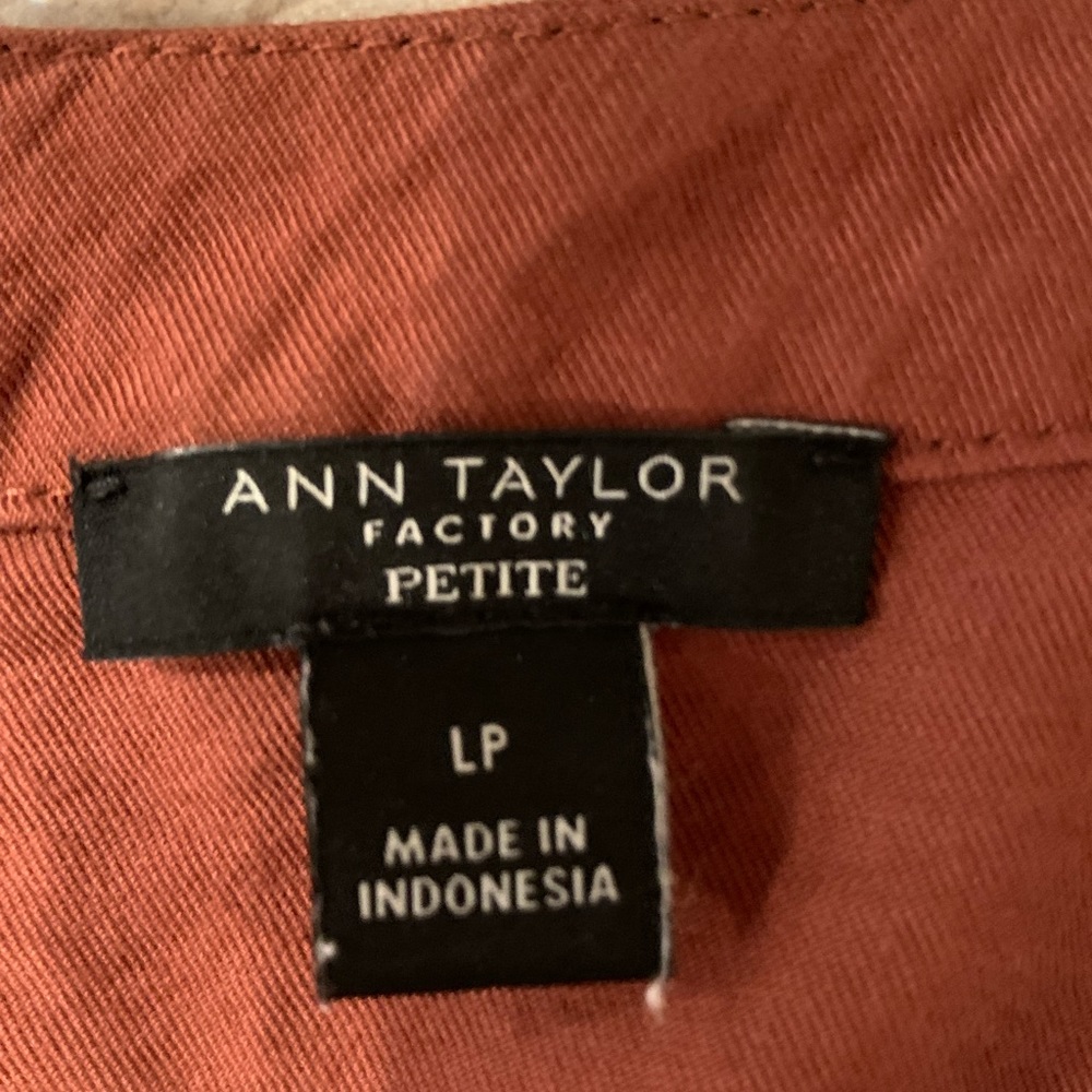 Ann Taylor Top - Picture 3 of 3